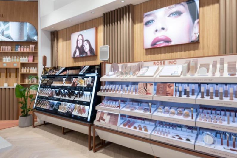 Space NK, the worldwide retailer for luxury cosmetics, is making its city debut at Liverpool ONE this June, on Peter’s Lane.