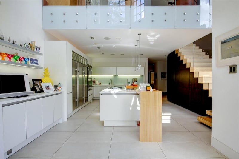 This is a bespoke family kitchen with Corian worksurfaces. 
