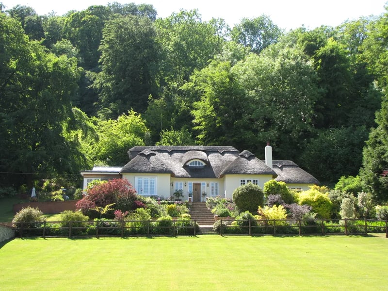 This property is located on Green Lane
