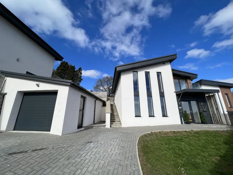 Four-bed detached house, Swansea, £475,000