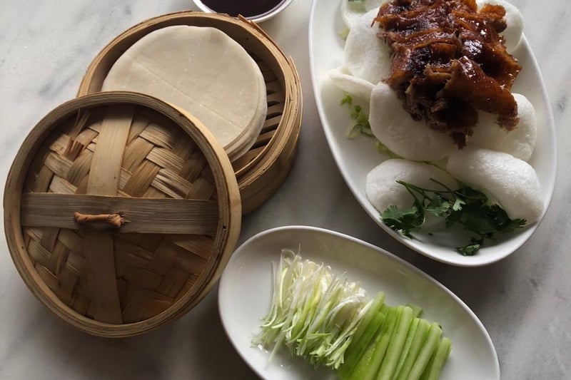 Situated in the bustling Chinatown, this restaurant offers a wide range of delicious food with some of their best dishes including their braised clay pot or lobster with ginger and spring onions. 