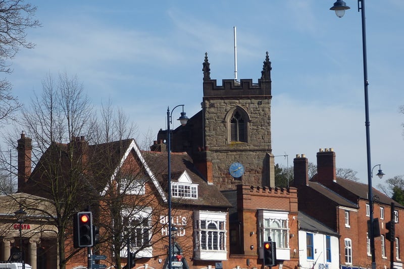 Moseley Village is the 17th most populous ward in Birmingham with 21,845 and has one of the
highest amounts of home green space, with a total 1,117,213m2 area.