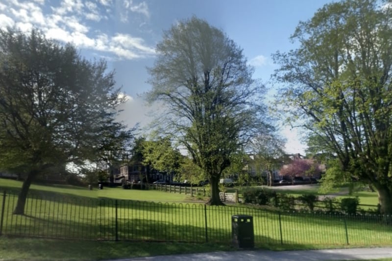 A hugely popular neighbourhood park, St Andrew’s has a dog-free children’s play area, bowling green and a paddling pool (open from the first May bank holiday to September).
