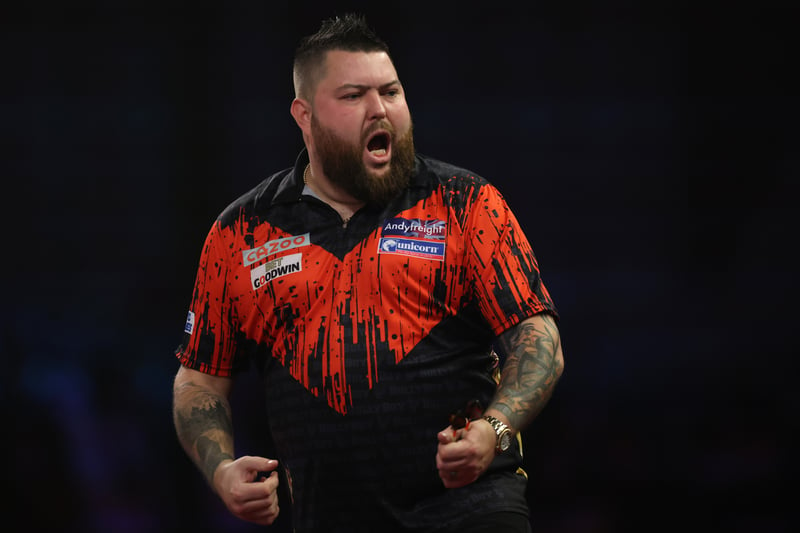 Michael ‘Bully Boy’ Smith is a professional darts player and is currently ranked No. 3 in the world. He is a former world champion, having won the 2023 World Championship. He was born in St Helens and is a lifelong Saints fan.