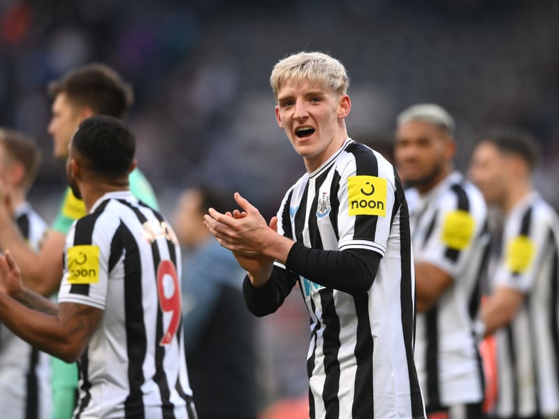 TalkSPORT presenter Simon Jordan was not happy when Anthony Gordon put pen to paper at Newcastle this January. He said: “Players going from Everton to Newcastle saying ‘I’m glad I’ve gone so I can give the club back £45million. Do one! You’re only going because it suits you!”