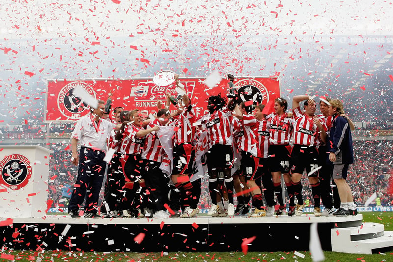 Sheffield United, celebrate gaining promotion to the Premiership after the game against and Leeds United in April 2006. (Photo by David Rogers/Getty Images).