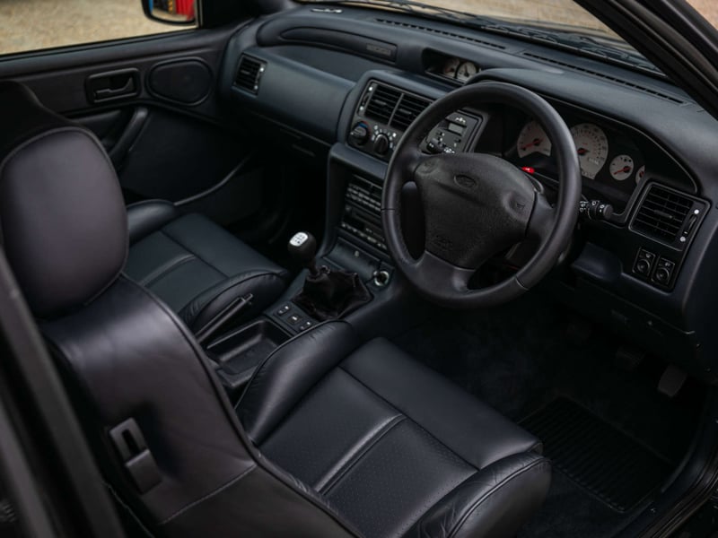 The Lux was a higher-spec version of the Escort Cosworth, with leather seats, air conditioning and electric windows. But beneath the more luxurious surface, it used the same 227bhp turbocharged engine and the same rally-derived all-wheel-drive chassis as other Escort Cosworths. 