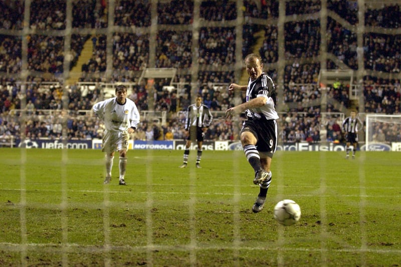 Alan Shearer of Newcastle scores a goal from the penalty spot during the UEFA Champions League First Phase Group E match between Newcastle United and Dynamo Kiev played at the St James Park in Newcastle, England. Newcastle won the match 2-1. (Photo by Stu Forster/Getty Images)