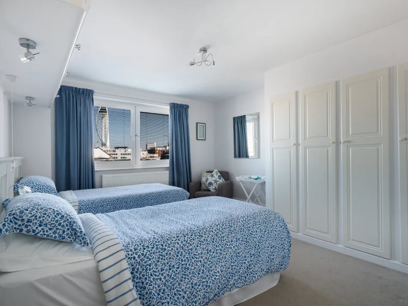 Second bedroom