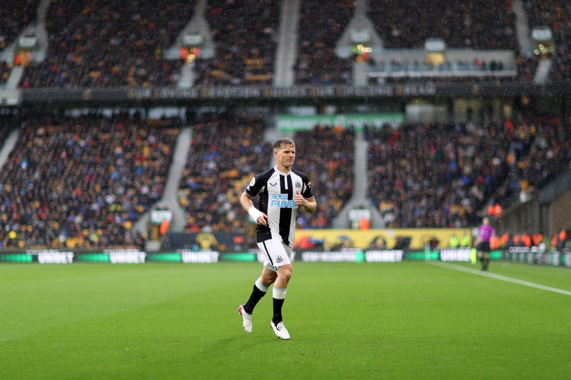 Ritchie could yet leave Newcastle this summer. He could bring experience and flair.