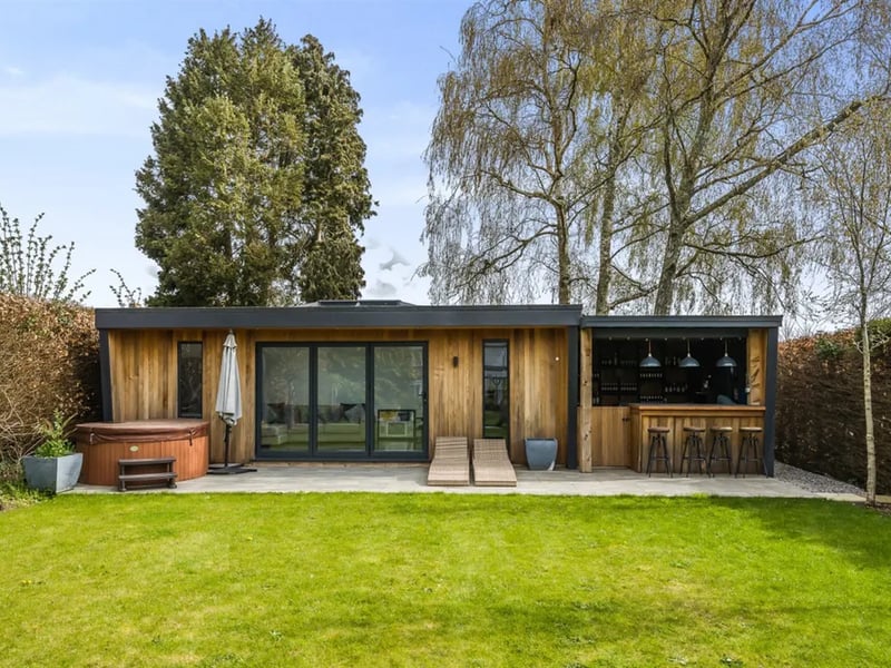 Summer house