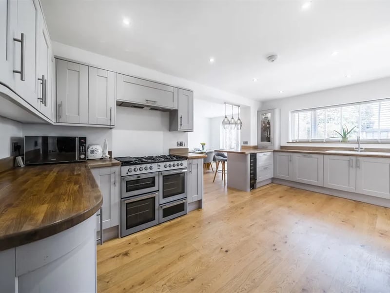 Modern kitchen
