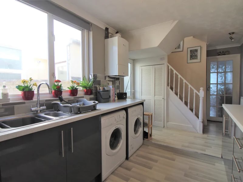 Another view of the kitchen