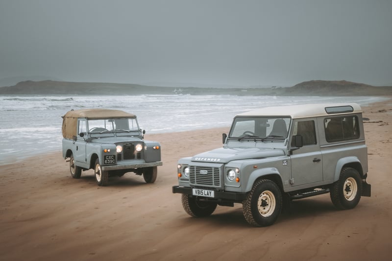 The Classic Defender Works V8 Islay Edition is finished in Heritage Grey – inspired by the Mid Grey paint of Wilks’ original vehicle – with a contrast roof and heavy-duty steel wheels finished in Limestone. Traditional Land Rover logos and badging are finished in the same body colour and the model features the same grill design seen on the run-out Defender Heritage Limited Edition. 