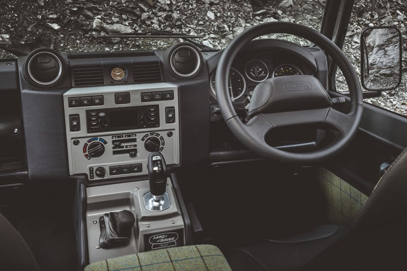 The interior of the Islay Edition is finished in Windsor Ebony leather and a body colour detail surrounds the centre console and “Classic Infotainment System”, which incorporates modern features such as satellite navigation, DAB radio and Bluetooth into an original display and facia. 
