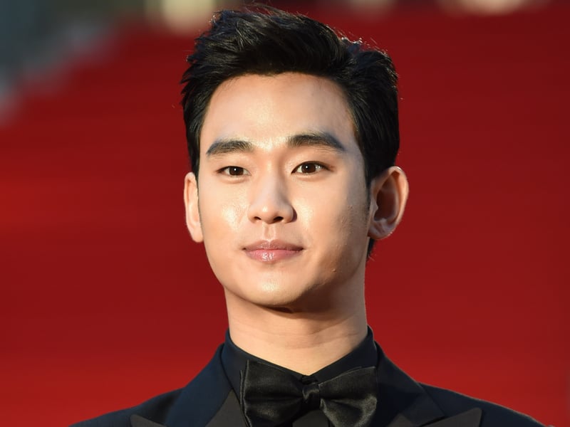Kim Soo-hyun, one of the highest paid actors of South Korea, stars in this emotional drama about an antisocial children’s book author and an employee in a psychiatric hospital. It’s Okay Not to be Okay also stars
Seo Yea-ji and is the sixth most popular show. (Photo by Atsushi Tomura/Getty Images)