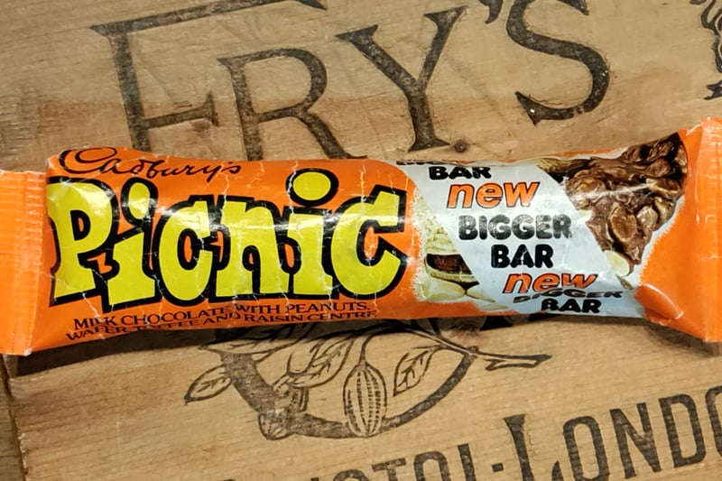 Introduced in 1959, the Picnic offered/offers milk chocolate mixed with peanuts, caramel and biscuit. It had a marketing slogan in the early 2000s which was ‘deliciously ugly’. Thankfully, it’s still going but in purple wrapping.