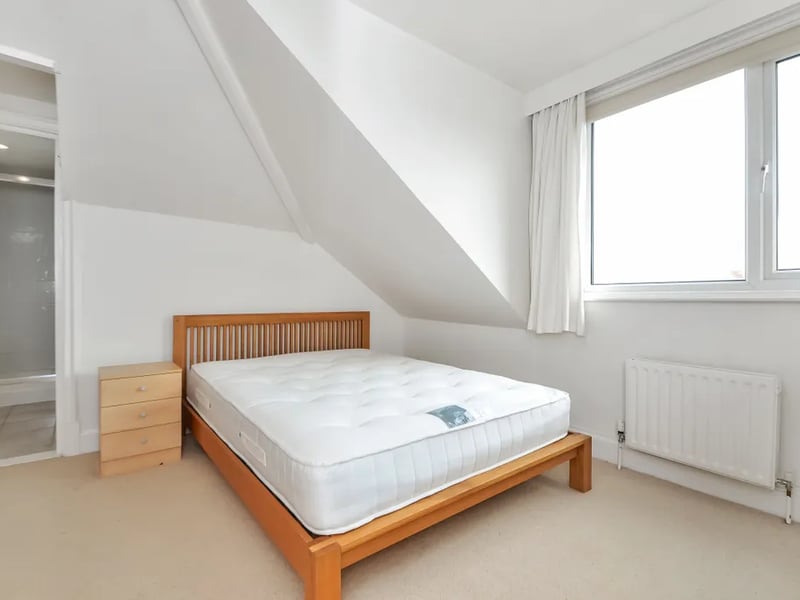 Bedroom with an en-suite