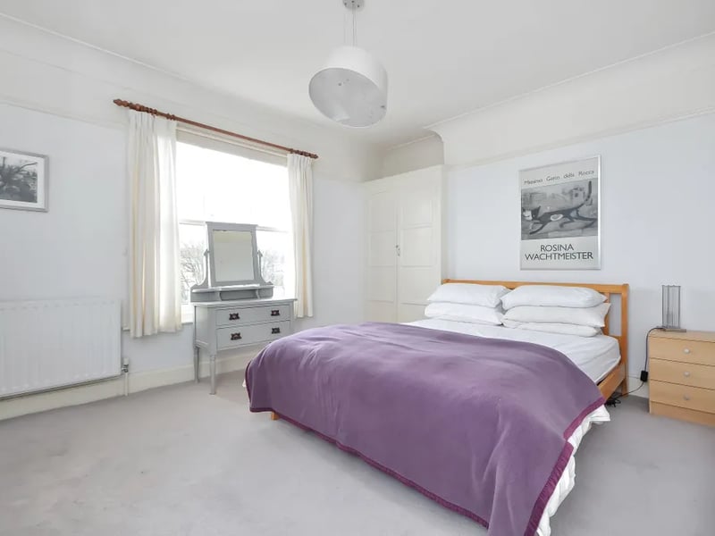 Another bedroom