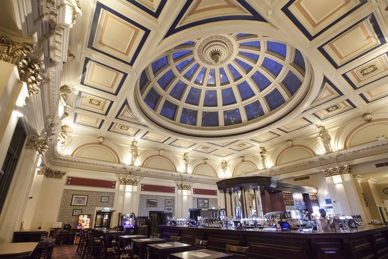The building was once home to Bank of Scotland who had the premises designed J T Ruchead in the style of the Italian Renaissance. It is what takes centre stage in reviews as well as the food offerings. 