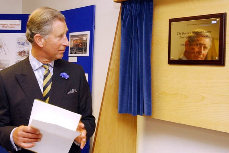 The Prince of Wales unveils a plaque to commemorate the official opening of the new £6.9 million Emergency Department at the Queen’s Medical Centre, on 27 July, 2004.