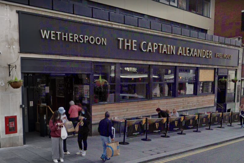 ⭐4.2 from 1,884 reviews. 📍The Captain Alexander, 15 James St, Liverpool L2 7NX
