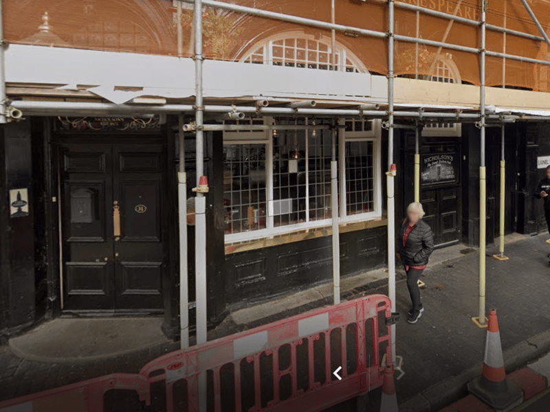 The pub opened its doors again in 2022 after being refurbished. Today, you can enjoy great pub food, real ales and exciting range of premium gins