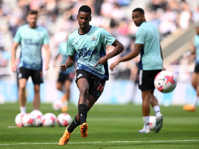 Isak started the defeat to Arsenal out on the wing but was relatively subdued in that position. Despite that, Howe has decided to stick with it.