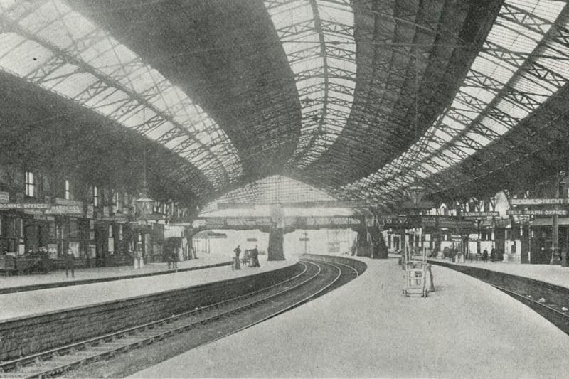 This picture was taken in 1909 and shows the footbridge over platforms which was later demolished and replaced by the subway in the 1930s
