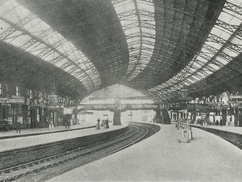 This picture was taken in 1909 and shows the footbridge over platforms which was later demolished and replaced by the subway in the 1930s