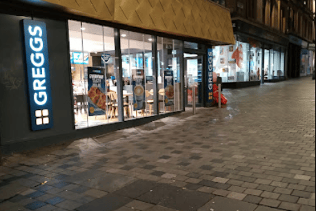 Having been closed for a while, it was a welcome sight for many to see Greggs open once again on Sauchiehall Street for those who work nearby or are passing. It has a rating of 3.9 but customers should note that it’s closed on a Sunday. 