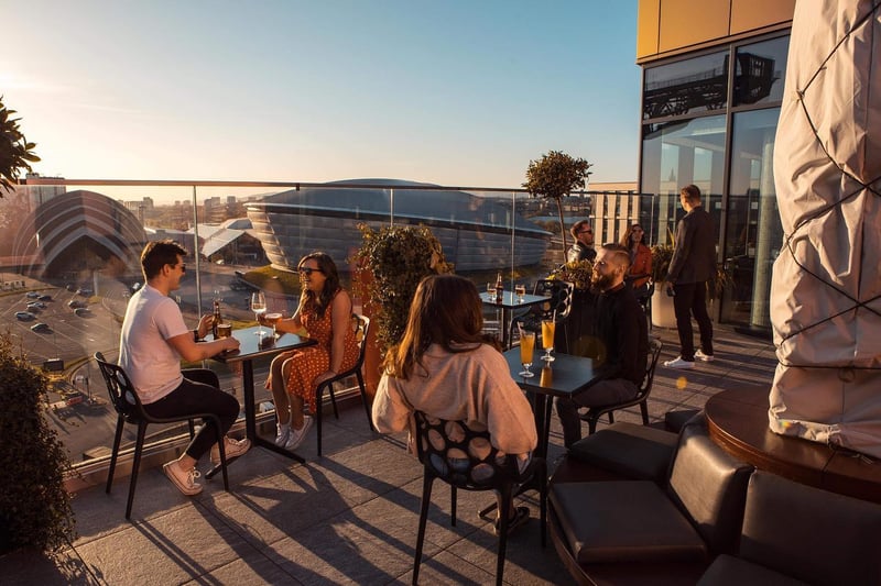 It’s a bit of a walk from Radisson Red to Bellahouston Park but you will be sure to enjoy spectacular views of the city from their superb rooftop bar. If you get comfy, sit back and relax as a taxi journey to Bellahouston is only around ten minutes. 