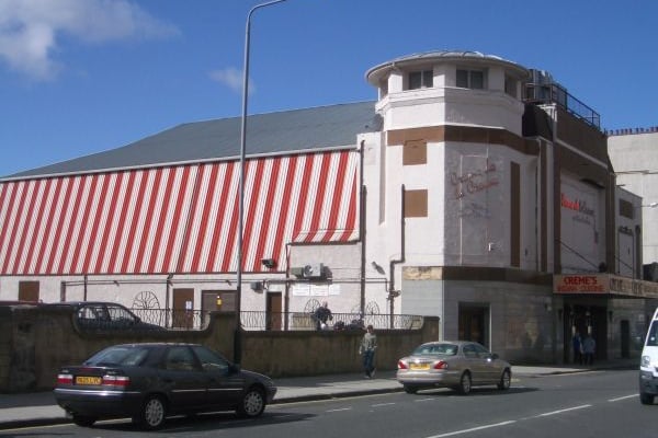 There wasn’t much fine dining to be found in Finnieston in the 1990s but there was the Crème de la Crème. One of the biggest Indian restaurants in Europe, they could seat 1,000 diners in the former Kelvin Cinema on Argyle Street.(Pic: Scottish Cinemas and Theatres Project)