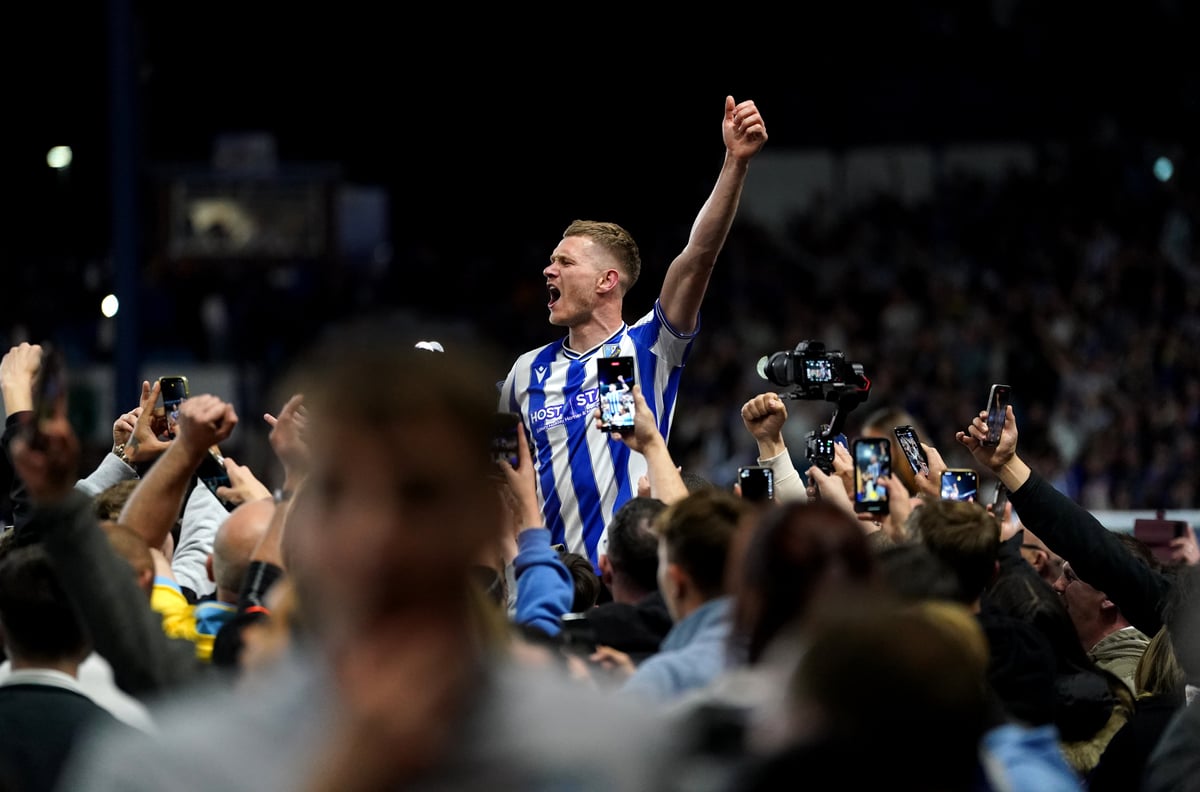 32 superb photos as 31,835 watch Sheffield Wednesday's incredible Peterborough play-off win - gallery