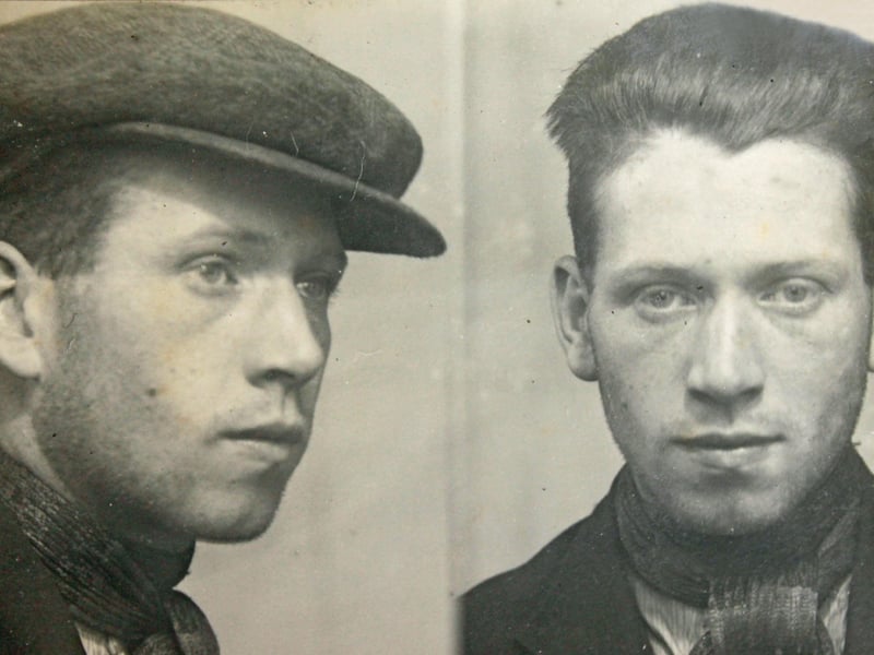 Born: 1906 ; Trade: Labourer ; M.O: Larceny and Shopbreaking. Enters by means of skylight in roof. Died in 1940 in the London Blitz.
