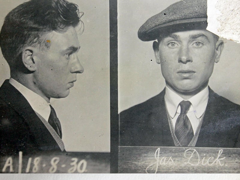 Born: 1906 ; Trade: Labourer ; Marks: 8 dots tatt. left forearm ; M.O: Larceny, Public house & Warehouse breaking. An expert safe breaker.