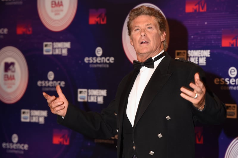 David Hasselhoff arrives ar the MTV EMA’s and couldn’t resits getting into the spirit as he appeared in a kilt. 