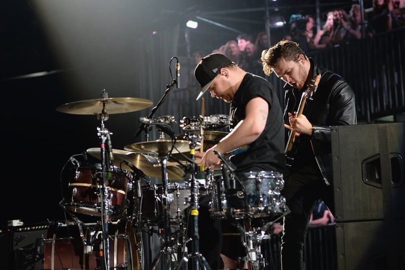 Royal Blood’s performance of Figure It Out was very much fan driven as they had fans surrounding them. 