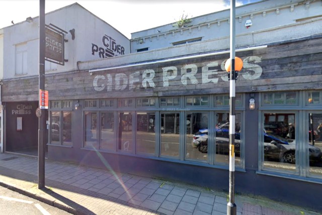 A students’ favourite, The Cider Press shows live sport on the TVs and serves burgers and nachos, but it’s the vast range of ciders that makes it such a popular pitstop.