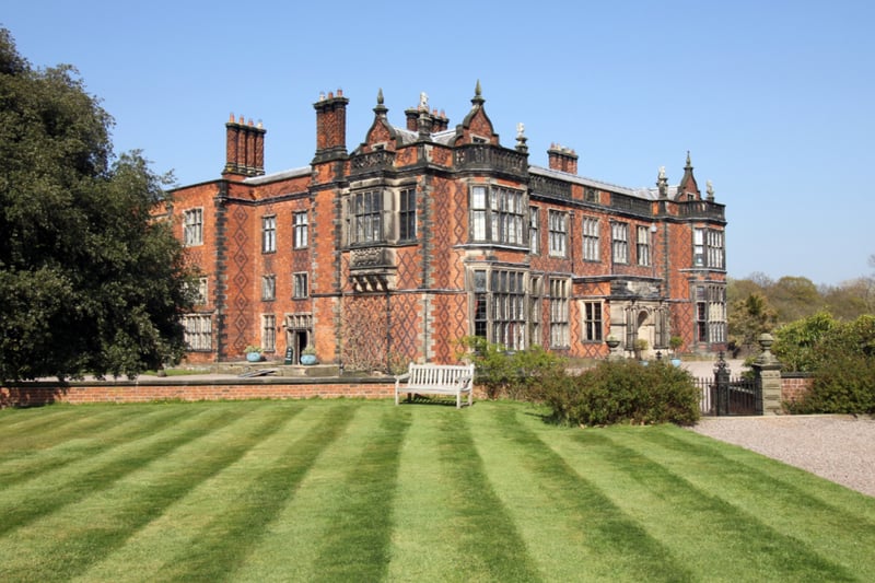 Arley Hall is a beautiful manor that is over 550 years old. The gardens at Arley are open daily, however, the hall is only open a couple of times a month. It features intricate fireplaces and stunning features, as well as beautiful greenery and a cafe/restaurant.