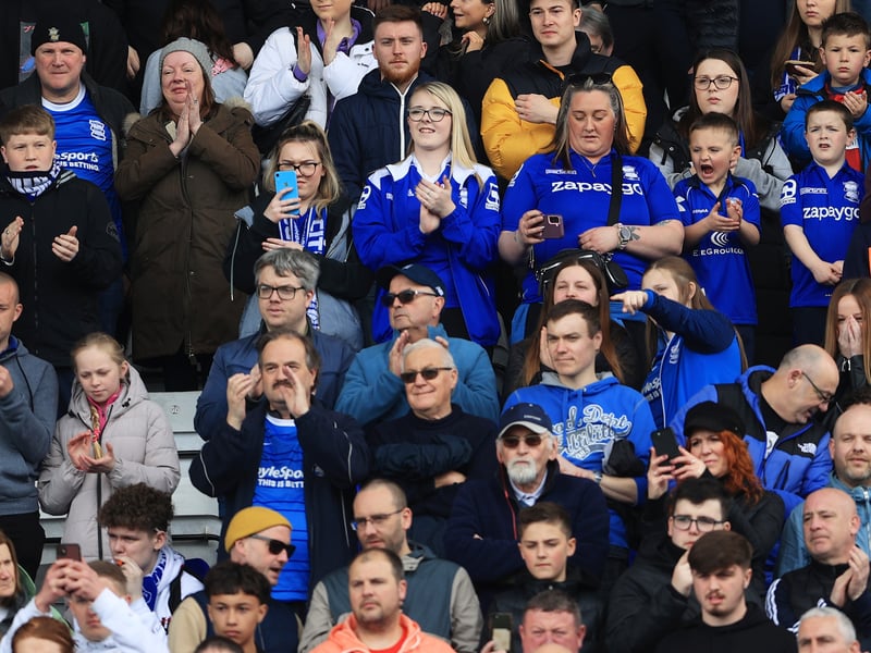 Average attendance: 16,758