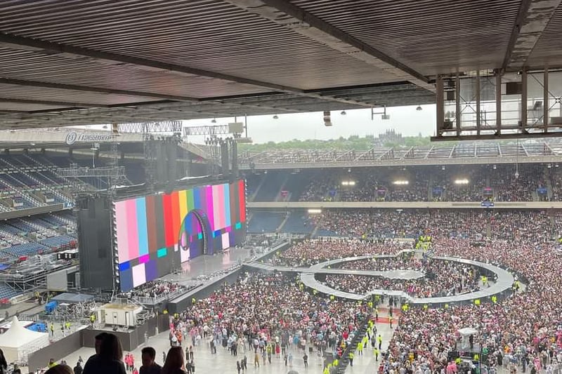 The stadium quickly filled up with fans when doors opened at 4:30 (Pic:@Hannahgrant_photography)