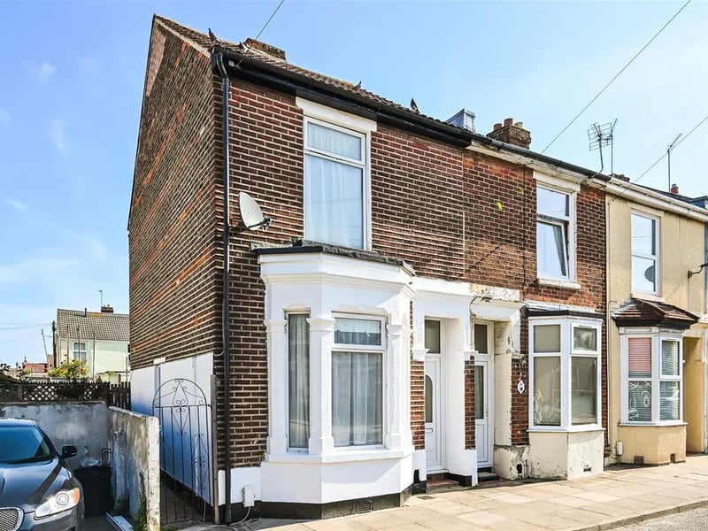 This property is located on Knox Road