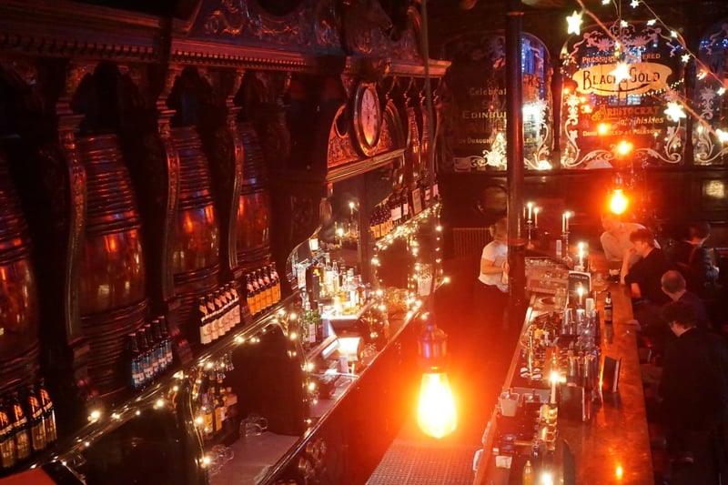 One of Glasgow’s oldest bars, they have some fantastic classic cocktails on offer as well as a new locally sourced gin cocktail named Illicit Pleasures which is perfect for a sunny day. 