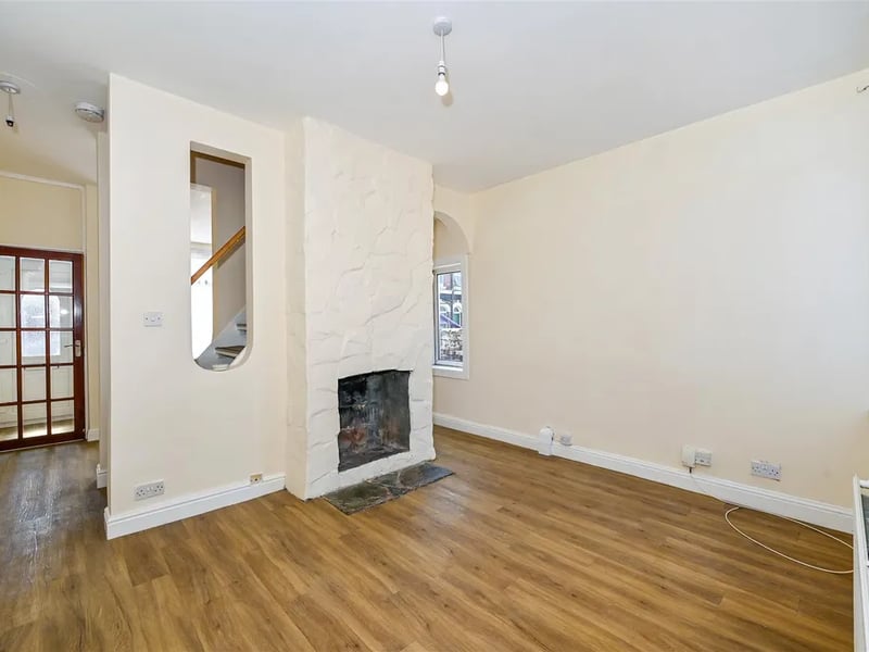 Another view of the living space