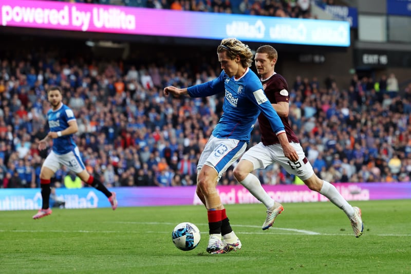 Ex-Norwich City star Cantwell slots home Rangers leveller on the stroke of half-time.
