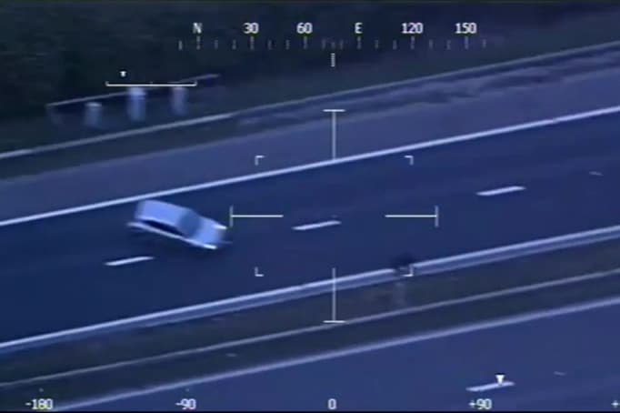 Video captures shocking moment speeding Sheffield motorist drives wrong way down A1 before pulling handbrake turn