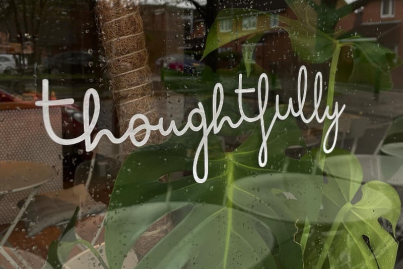 Thoughtfully Cafe is a lovely independent coffee shop, on the outskirts of Liverpool ONE, serving delicious treats, sandwiches and drinks. Dogs are welcome outside or inside, and staff are happy to provide water!