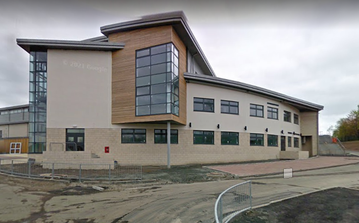 Kirkintilloch High School were ranked as the 72nd best performing school in Scotland. 47% of their pupils achieved at least five Higher qualifications. 