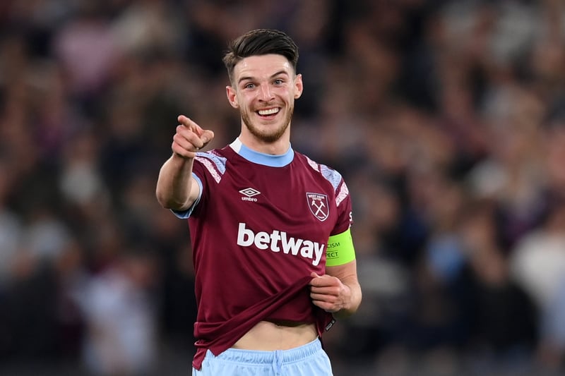 Redknapp’s explanation: “He’s been in my side most weeks, I’m a massive fan of Declan Rice. This lad has just got everything you need in a modern midfielder. He seems to get better each week and he finished the season in such brilliant form. What a brilliant athlete he is, he must be a nightmare to play against. It’s going to be a huge summer for Declan and West Ham with some of the biggest clubs in the country and Europe chasing him.”